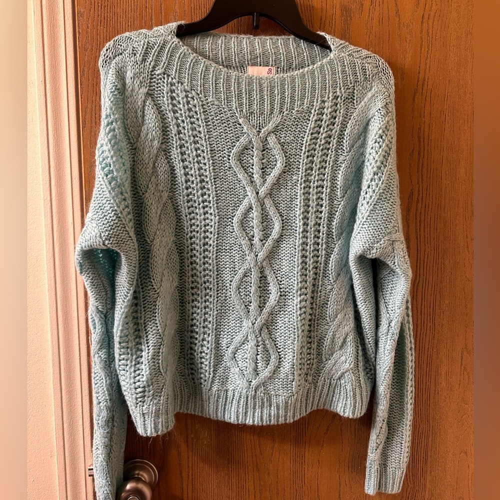 cute teal sweater!!